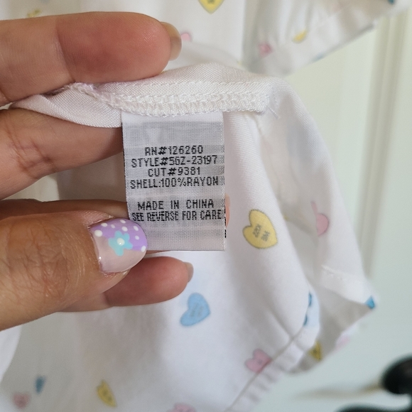 White Conversation Hearts Valentine Ruffle Short Sleeve Blouse Large - Picture 8 of 8